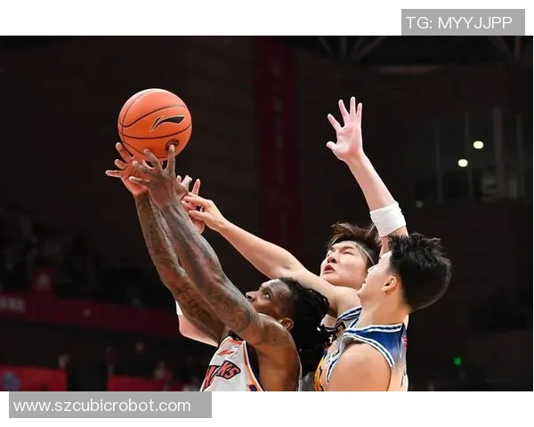 上海篮球队战术变革引发热议球迷与专家共同探讨未来发展方向 上海篮球队战术变革引发热议球迷与专家共同探讨未来发展方向