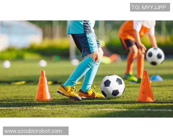 西安足球队的耐力揭秘:从训练到比赛的全景探索 西安足球队的耐力揭秘:从训练到比赛的全景探索