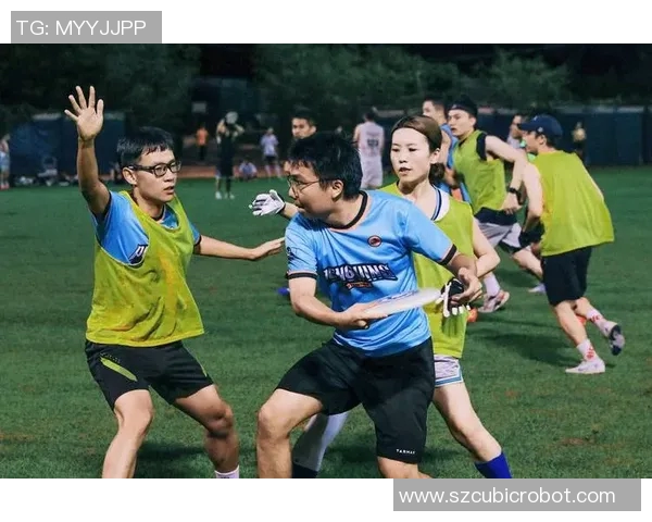 重庆飞盘队在世界滑板锦标赛中以55分稳居积分榜首位 重庆飞盘队在世界滑板锦标赛中以55分稳居积分榜首位