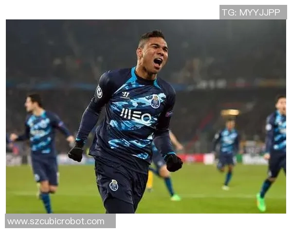 卡塞米罗的职业生涯回顾与未来展望:从巴西国脚到欧洲顶级中场的蜕变 卡塞米罗的职业生涯回顾与未来展望:从巴西国脚到欧洲顶级中场的蜕变